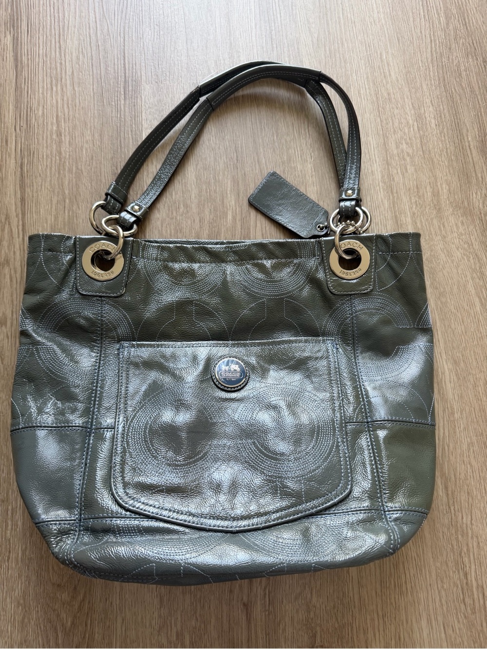 Coach Blue Leather Shoulder Bag with Gold Hardware